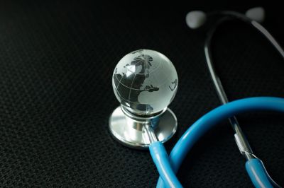 ВОЗ отчиталась о рекордных мировых расходах на здравоохранение в 2021 году