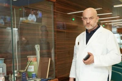 Экс-директора клиники «Медицина 24/7» задержали по прилете в Москву