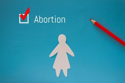 Минздрав разработал рекомендации по оформлению разделов об абортах на сайтах клиник
