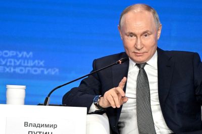 Путин поручил запустить нацпроект по новым медтехнологиям и расширить сеть НМИЦ