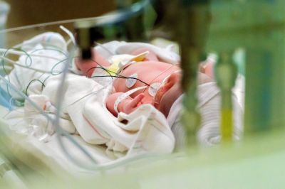 Больница в Екатеринбурге выплатит 1,8 млн рублей за попадание части катетера в тело ребенка