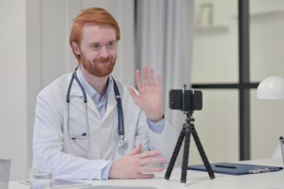 В Москве начали собирать согласия медработников на видеозапись приемов пациентов