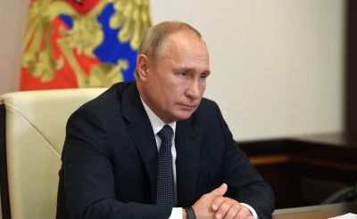Путин поддержал отказ от термина «медицинская услуга»