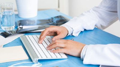 Врачи рассматривают клинические рекомендации как инструмент проверки