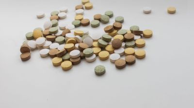 Вакцина от оспы в жевательных таблетках впервые вышла на гражданский рынок России