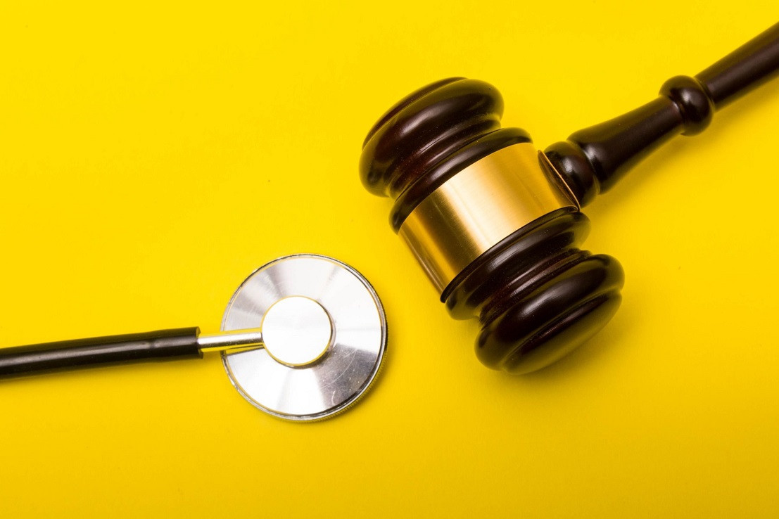 Суд вынес приговор врачам частной клиники в Чите за незаконные аборты